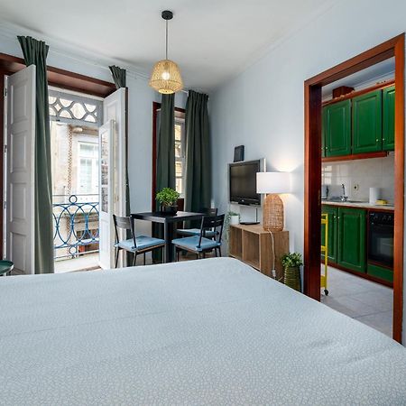 شقة Renovated Feb25 Clerigos Cozy Balcony With Self Check In بورتو المظهر الخارجي الصورة