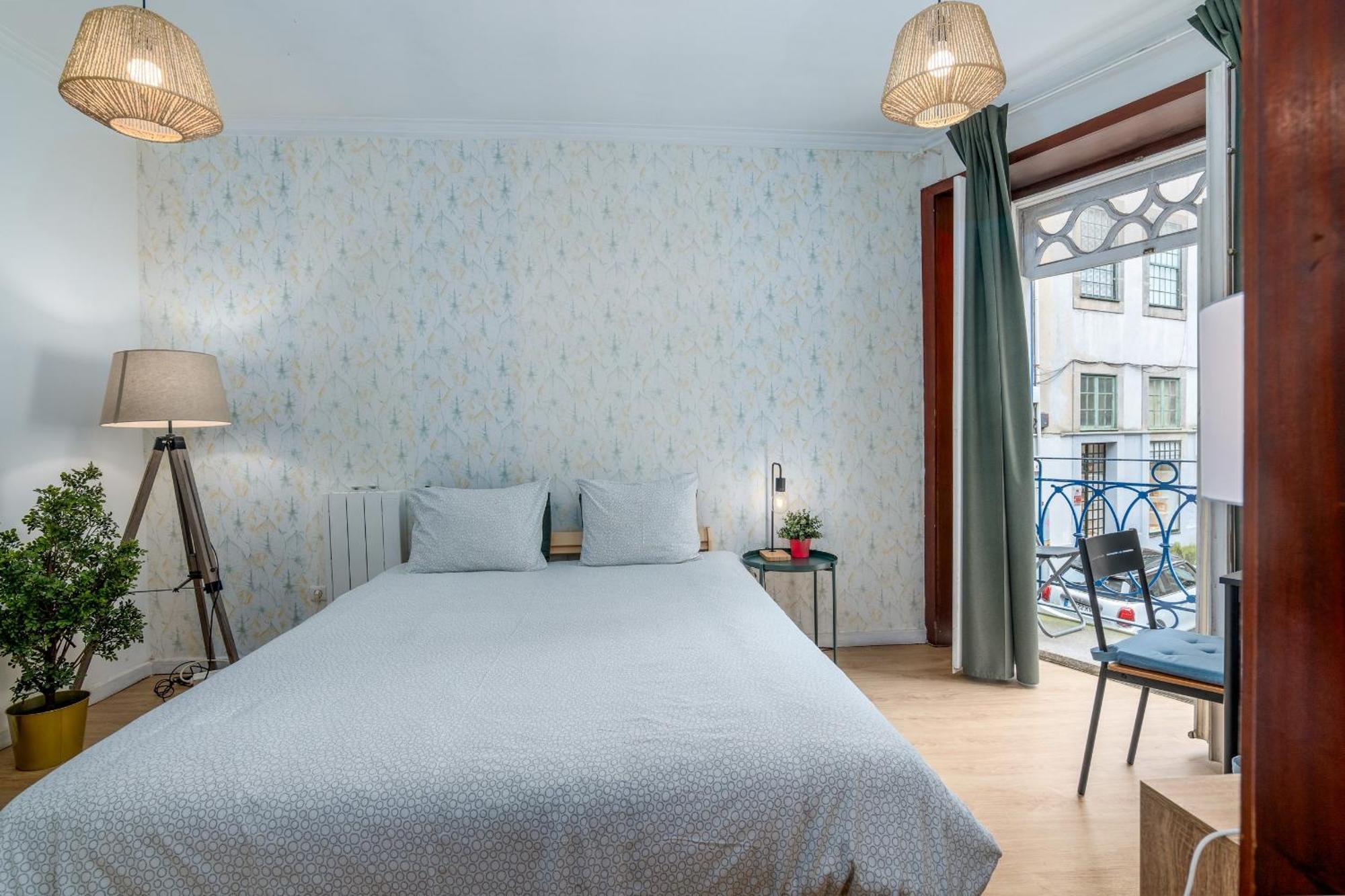 شقة Renovated Feb25 Clerigos Cozy Balcony With Self Check In بورتو المظهر الخارجي الصورة