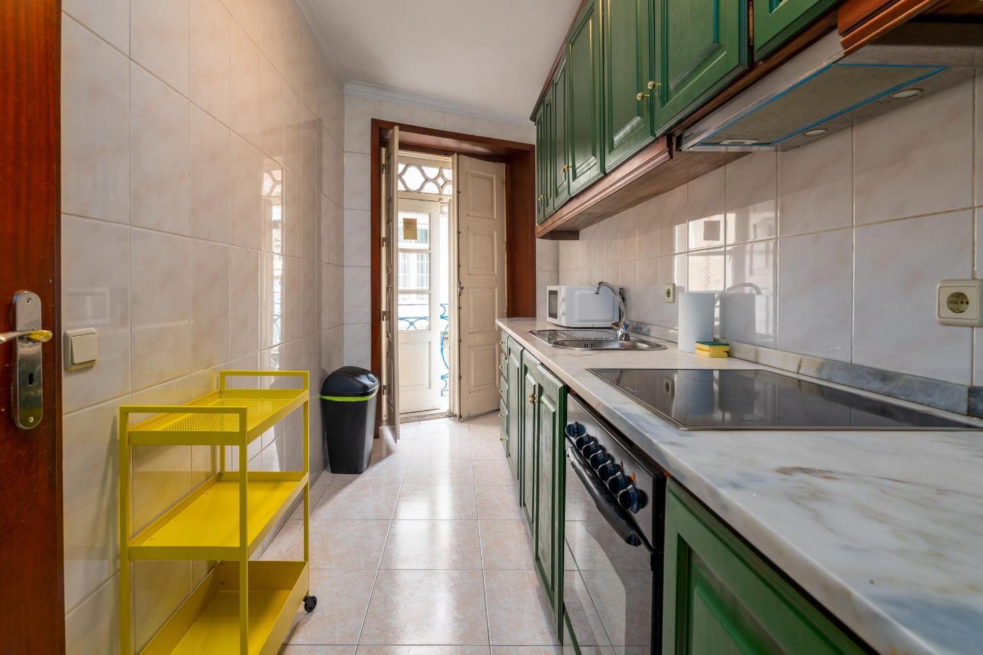 شقة Renovated Feb25 Clerigos Cozy Balcony With Self Check In بورتو المظهر الخارجي الصورة
